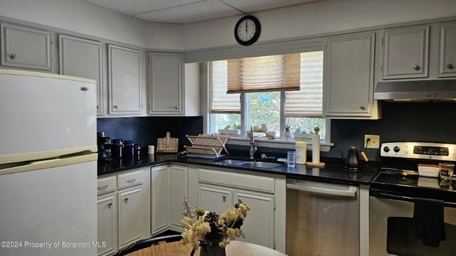 property at 2231 Capouse Ave