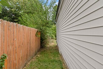 1616 E Funston St in Wichita, KS - Building Photo - Building Photo