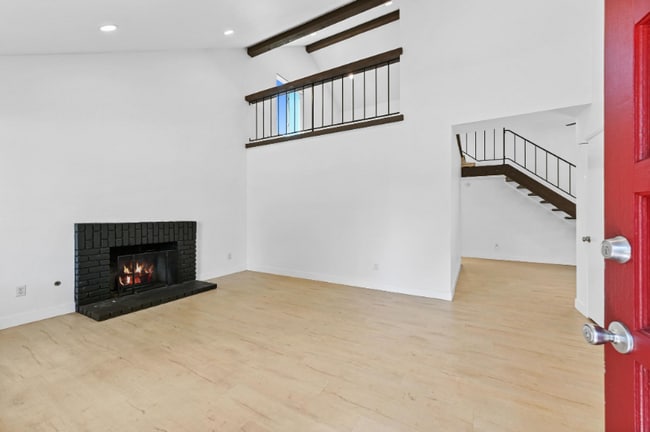 9908 Knollview Dr in Spring Valley, CA - Building Photo - Building Photo