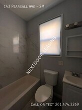 143 Pearsall Ave in Jersey City, NJ - Building Photo - Building Photo