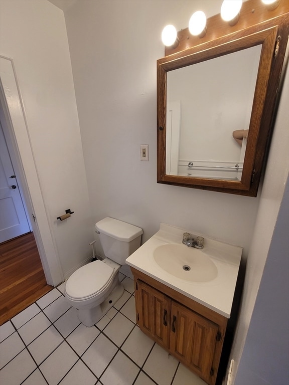 36 Boulevard Ter, Unit 5 in Boston, MA - Foto de edificio - Building Photo