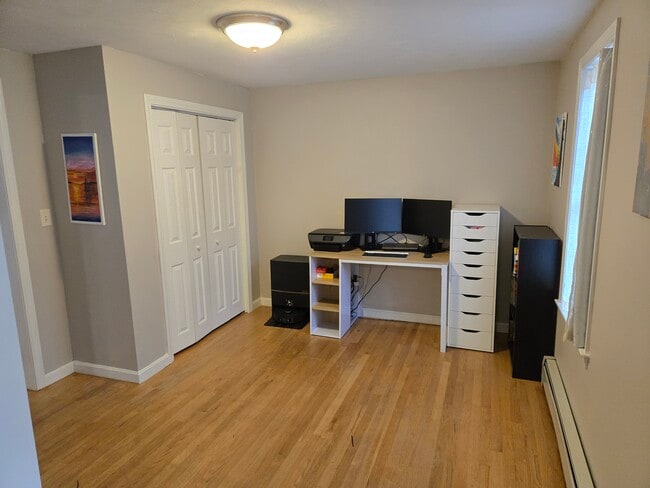 16 Knoll Rd in Hopkinton, MA - Building Photo - Building Photo