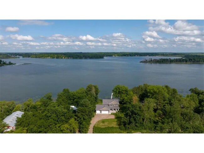 property at 50521 Acacia Ln