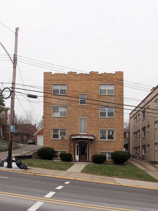 270 Beverly Rd in Pittsburgh, PA - Foto de edificio - Building Photo