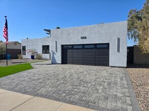 14426 N 39th Way in Phoenix, AZ - Building Photo - Building Photo