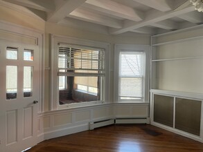 183 Shonnard Ter, Unit 1st floor apt. in Yonkers, NY - Building Photo - Building Photo