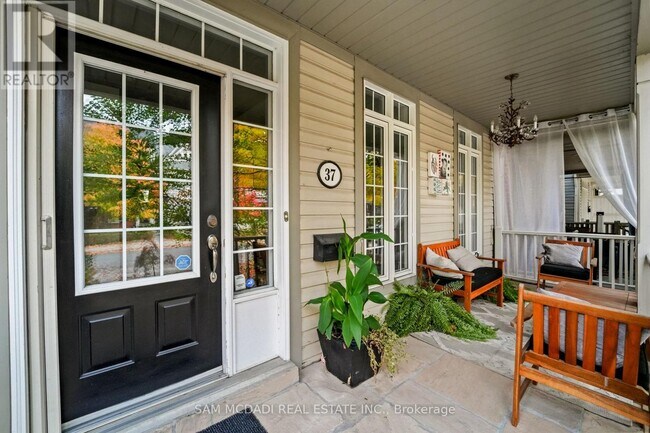 37 Winners Cir in Toronto, ON - Building Photo - Building Photo