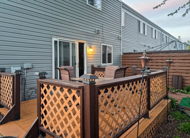 824 Minnesota Cir in Carol Stream, IL - Building Photo - Building Photo