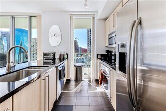 1111 SW 1st Ave, Unit 2319-N in Miami, FL - Building Photo - Building Photo