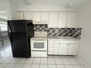 6741 Carnelian Ave in New Port Richey, FL - Building Photo - Building Photo