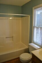 102 Franklin Dr in Central, SC - Building Photo - Building Photo