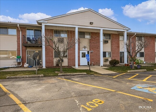 706 Marilyn Ave in Glendale Heights, IL - Building Photo - Building Photo
