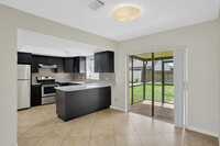 9004 Bana Villa Ct in Tampa, FL - Building Photo - Building Photo