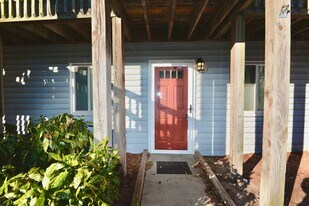 722 Lesner Ave in Norfolk, VA - Building Photo