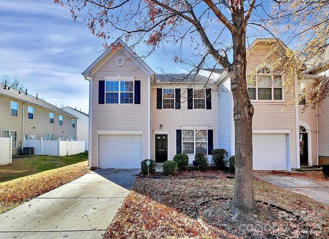 7718 Abigail Glen Dr in Charlotte, NC - Building Photo - Building Photo