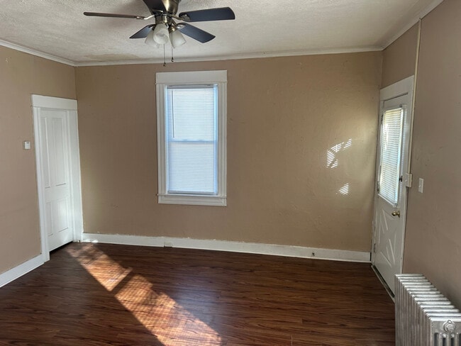 402 Mortimer St, Unit 2 in Dunmore, PA - Building Photo - Building Photo