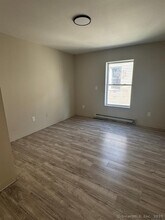 50 Hunters Ave in Norwich, CT - Building Photo - Building Photo