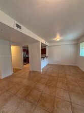 8899 NW 107 Ct in Doral, FL - Building Photo - Building Photo