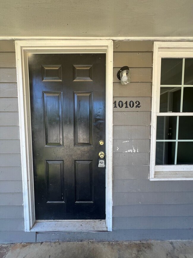 10100 Huntcliff Pl NE, Unit 10102 Huntcliff in Covington, GA - Building Photo - Building Photo