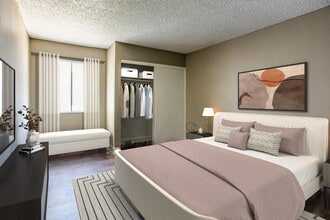 Las Brisas Apartments in Indio, CA - Building Photo - Building Photo
