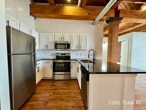 202 W 5th St in Kansas City, MO - Building Photo - Building Photo