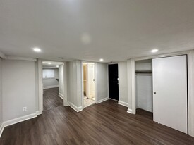 216 Banks St, Unit B Apartamentos