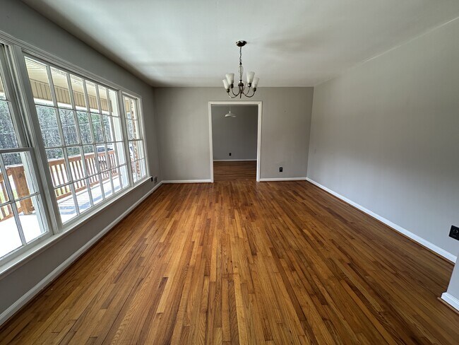 989 Riverbend Dr in Milledgeville, GA - Building Photo - Building Photo