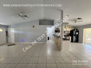 1306 SW 13th Terrace in Cape Coral, FL - Building Photo - Building Photo