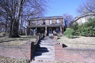 515 Summit Ave in Greensboro, NC - Building Photo - Building Photo