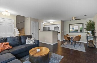2836 Holborn Cir in Madison, WI - Building Photo - Building Photo