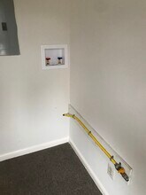 115 Farnsworth Avenue, Unit Apt.# 1 in Bordentown, NJ - Building Photo - Building Photo