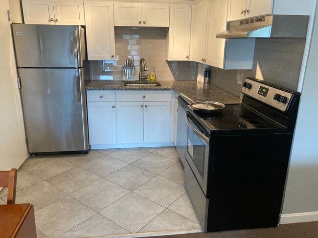 120 Spruce St, Unit 3 in Providence, RI - Foto de edificio - Building Photo