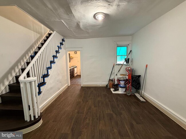 1504 S Dover St in Philadelphia, PA - Building Photo - Building Photo