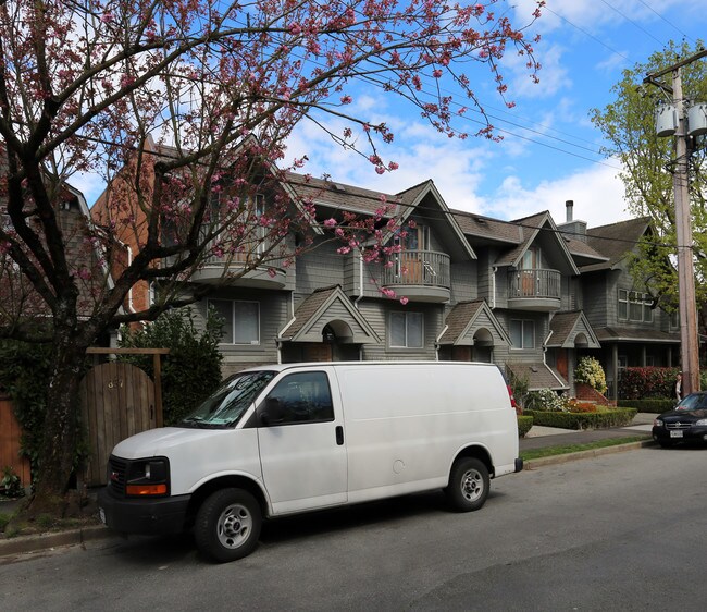 Ballentyne Square in Vancouver, BC - Building Photo - Building Photo