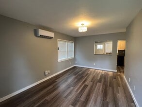 3008 Unander Ave in Vancouver, WA - Building Photo - Building Photo