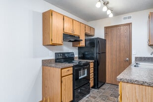 Waterford Pointe in Columbus, OH - Building Photo