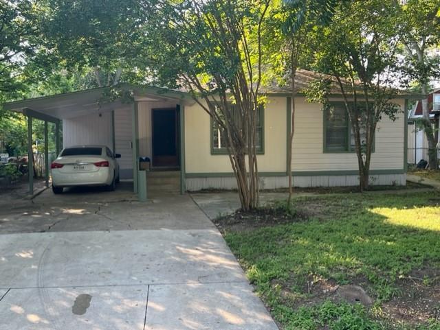 933 Haynes St in San Marcos, TX - Building Photo