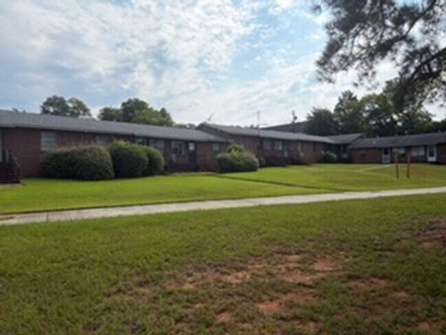 property at 1220 Martin Luther King Junior Blvd