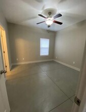 8160 E 34th Ct S in Wichita, KS - Building Photo - Building Photo