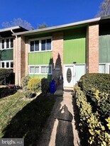 10305 Crimson Tree Ct in Columbia, MD - Building Photo