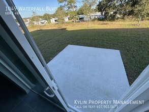 1049 Waterfall Blvd in Davenport, FL - Building Photo - Building Photo