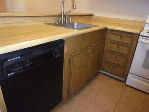 1625 Park Ln in Fairfield, CA - Building Photo - Building Photo