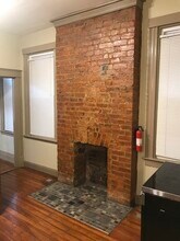 418 Garrard St, Unit 1st Floor in Covington, KY - Building Photo - Building Photo