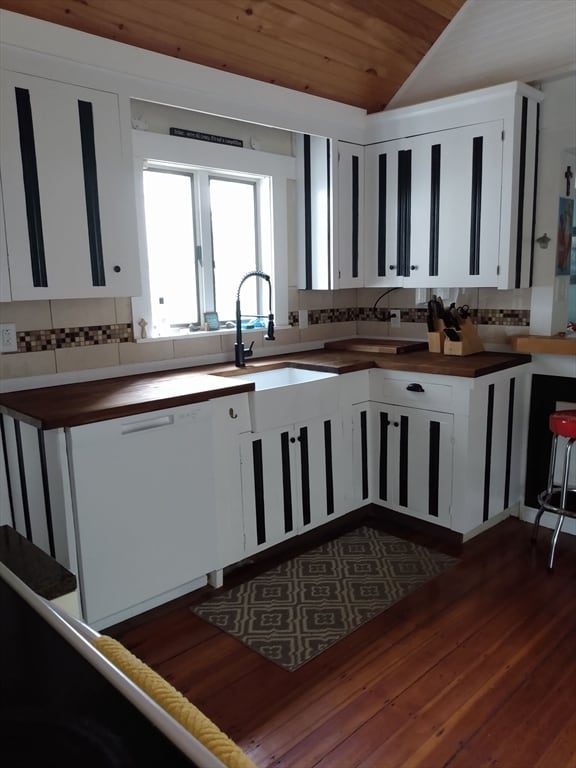 51 Walker St in Falmouth, MA - Building Photo - Building Photo