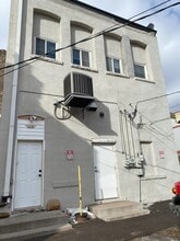 318 N Central Ave, Unit 2 in Duluth, MN - Building Photo - Building Photo