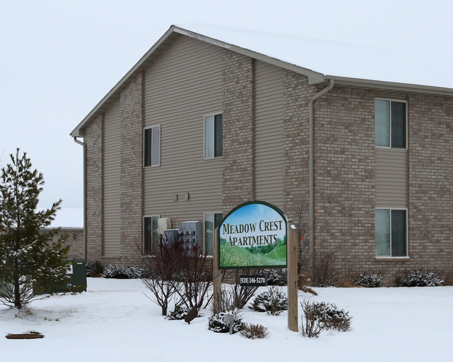 Meadow Crest Villas in Wrightstown, WI - Building Photo - Building Photo