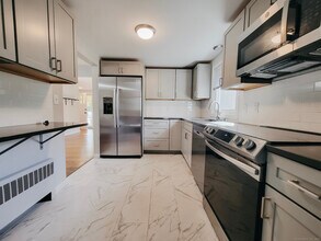 90 Cedar Ln in Cheshire, CT - Building Photo - Building Photo