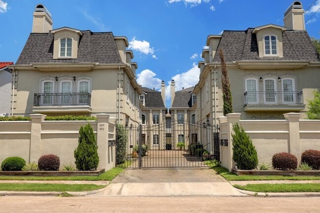 5972 Inwood Dr in Houston, TX - Building Photo - Building Photo