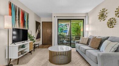 2800 N Los Felices Rd in Palm Springs, CA - Building Photo - Building Photo