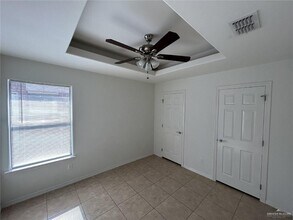 2905 Linda Vista St in Edinburg, TX - Building Photo - Building Photo